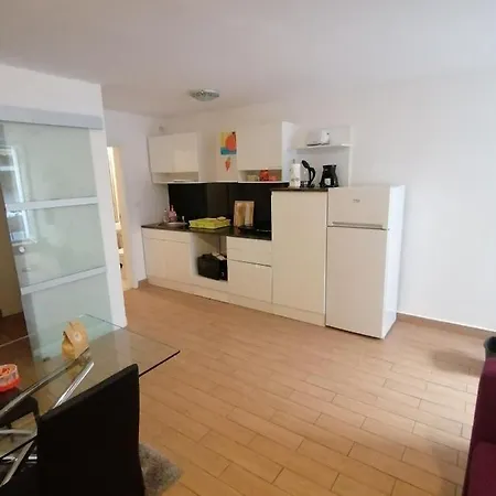 Apartment Apartma Prana Koper